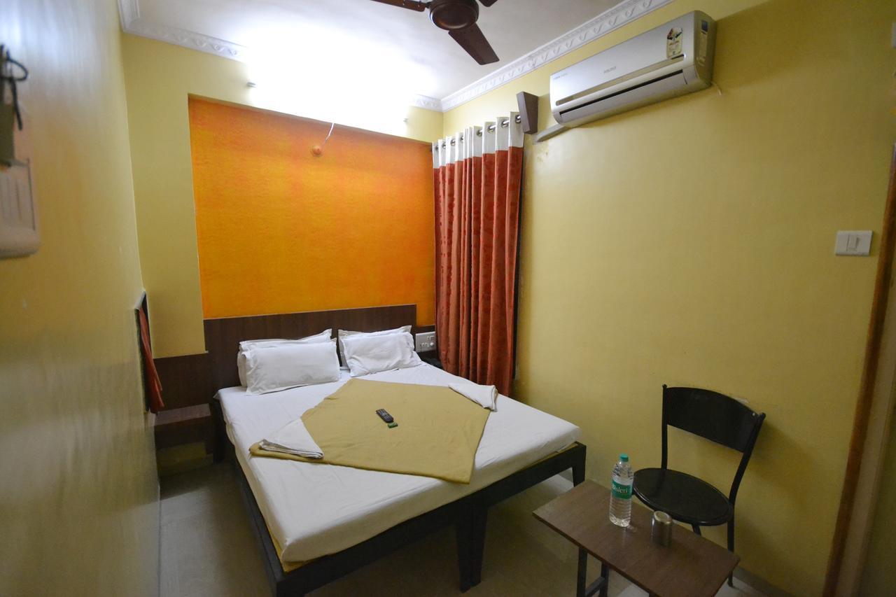Hotel Madhava Shirdi Ngoại thất bức ảnh